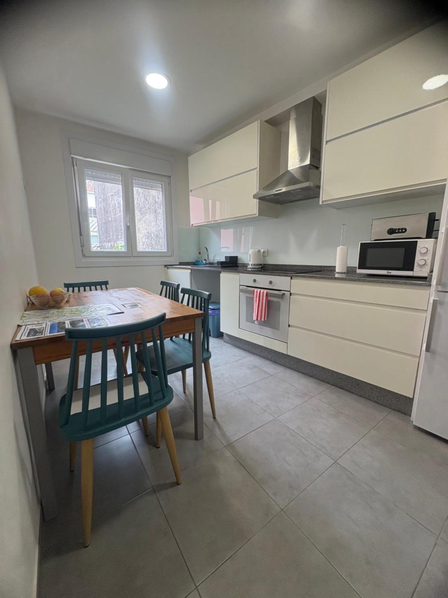 Apartamento; En El Camino Con Wifi 아 과르다 외부 사진