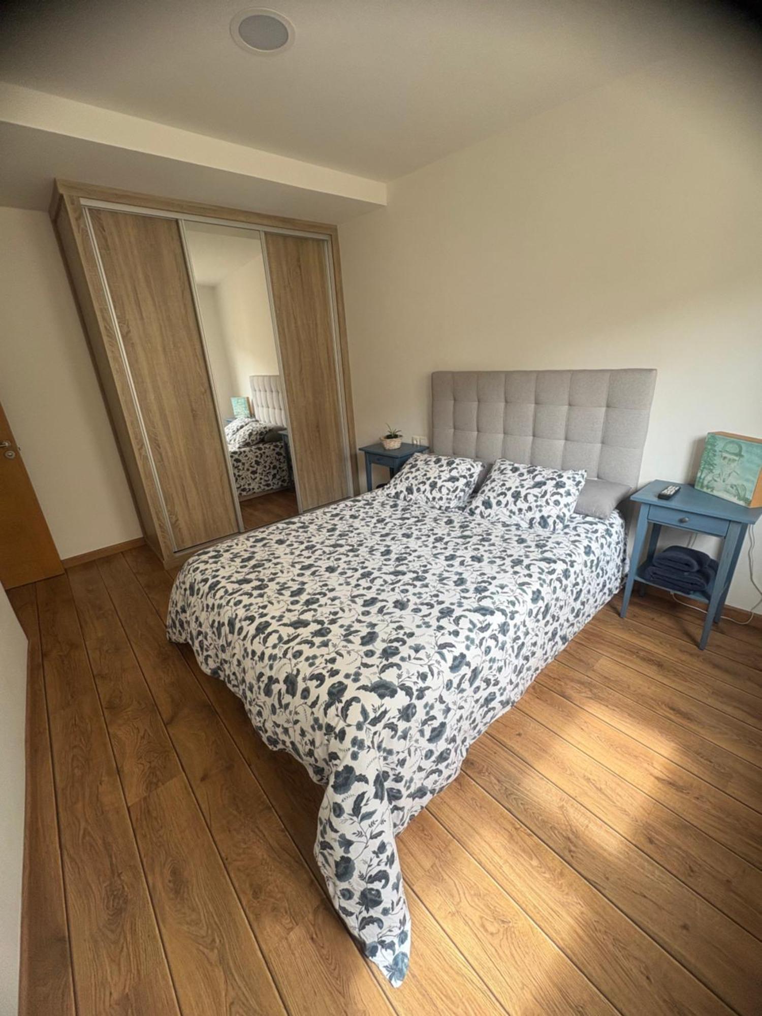 Apartamento; En El Camino Con Wifi 아 과르다 외부 사진